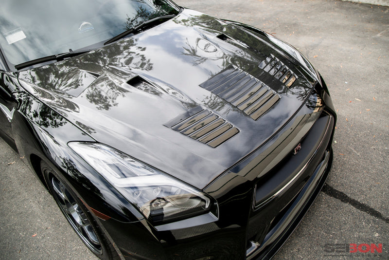 Seibon 2009-2015 Nissan R35 GTR GTII-Style Carbon Fiber Hood